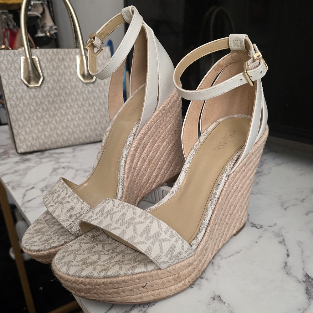 Stylish Cream Michael Kors Wedge Sandals